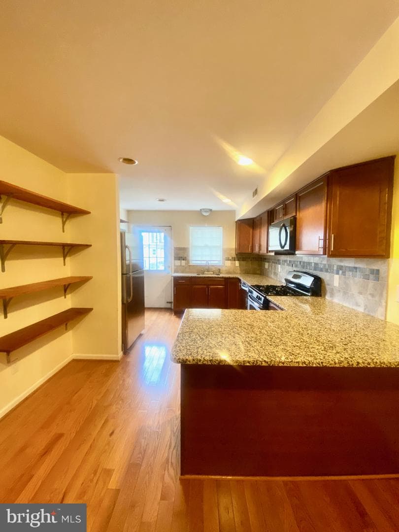 1443 Washington Boulevard photo 8
