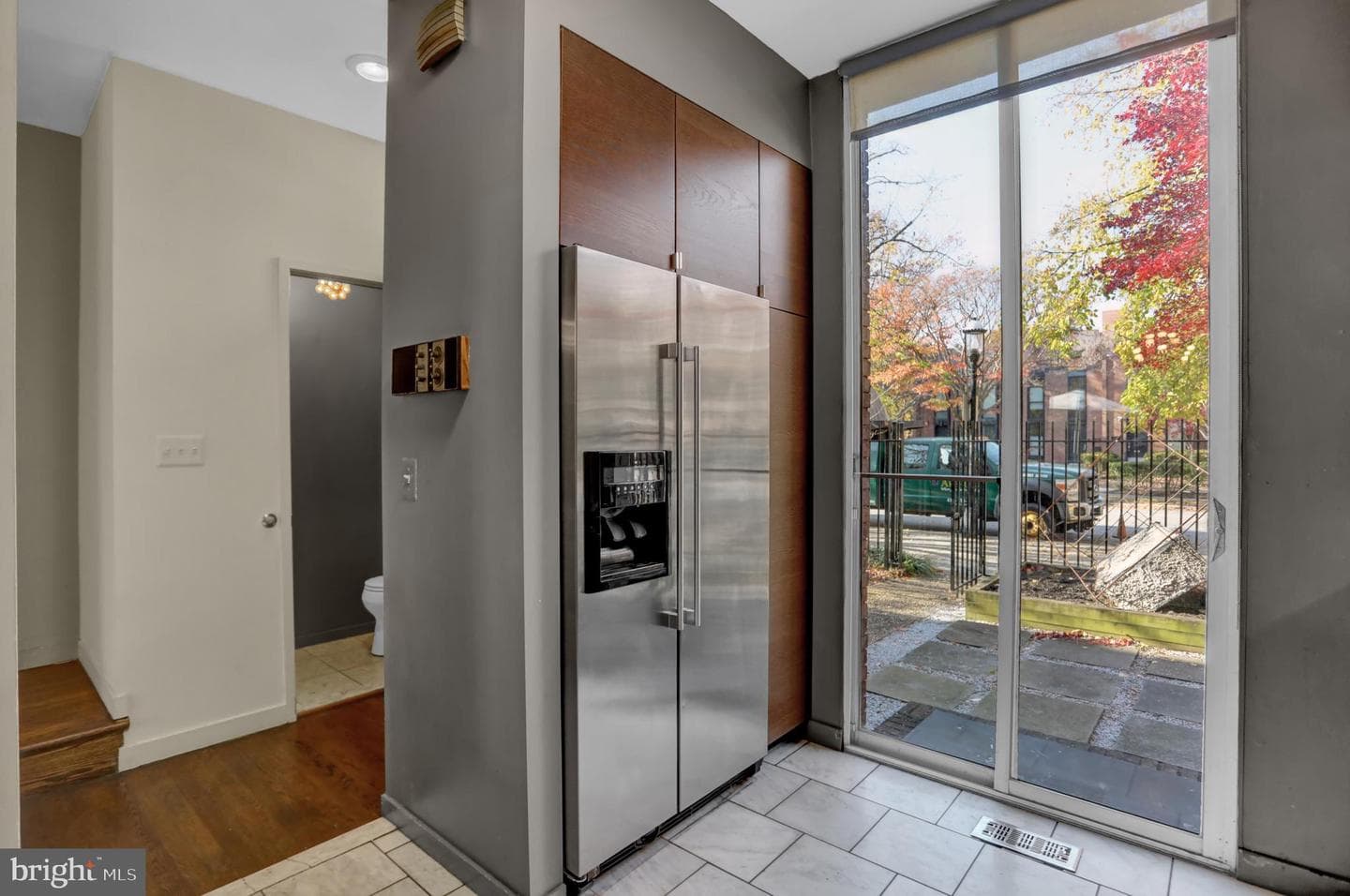 251 W Lafayette Avenue photo 3