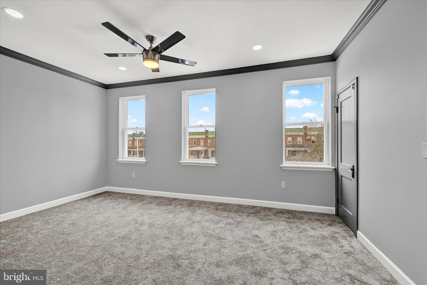 2405 W Lafayette Avenue photo 19