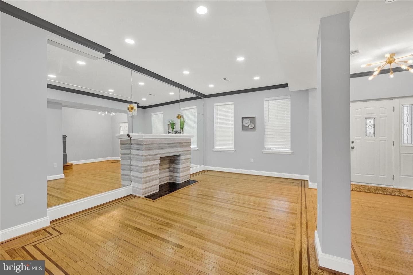 2405 W Lafayette Avenue photo 5