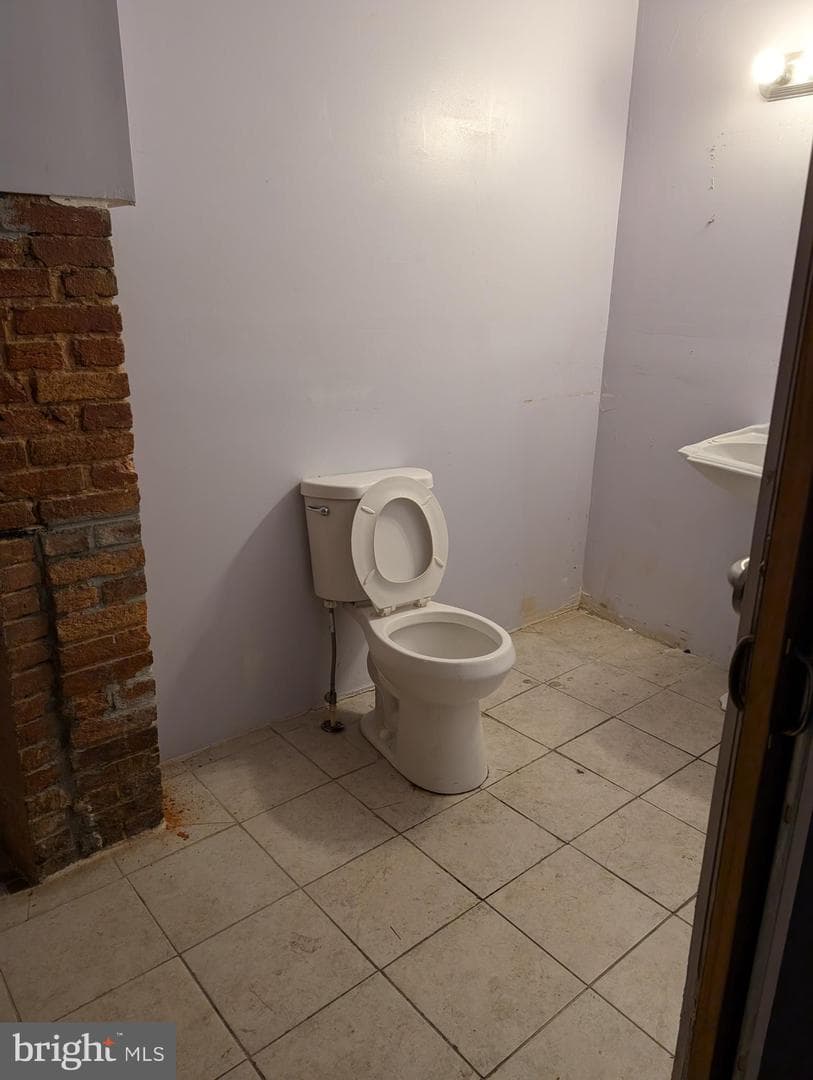 845 N Howard Street photo 14
