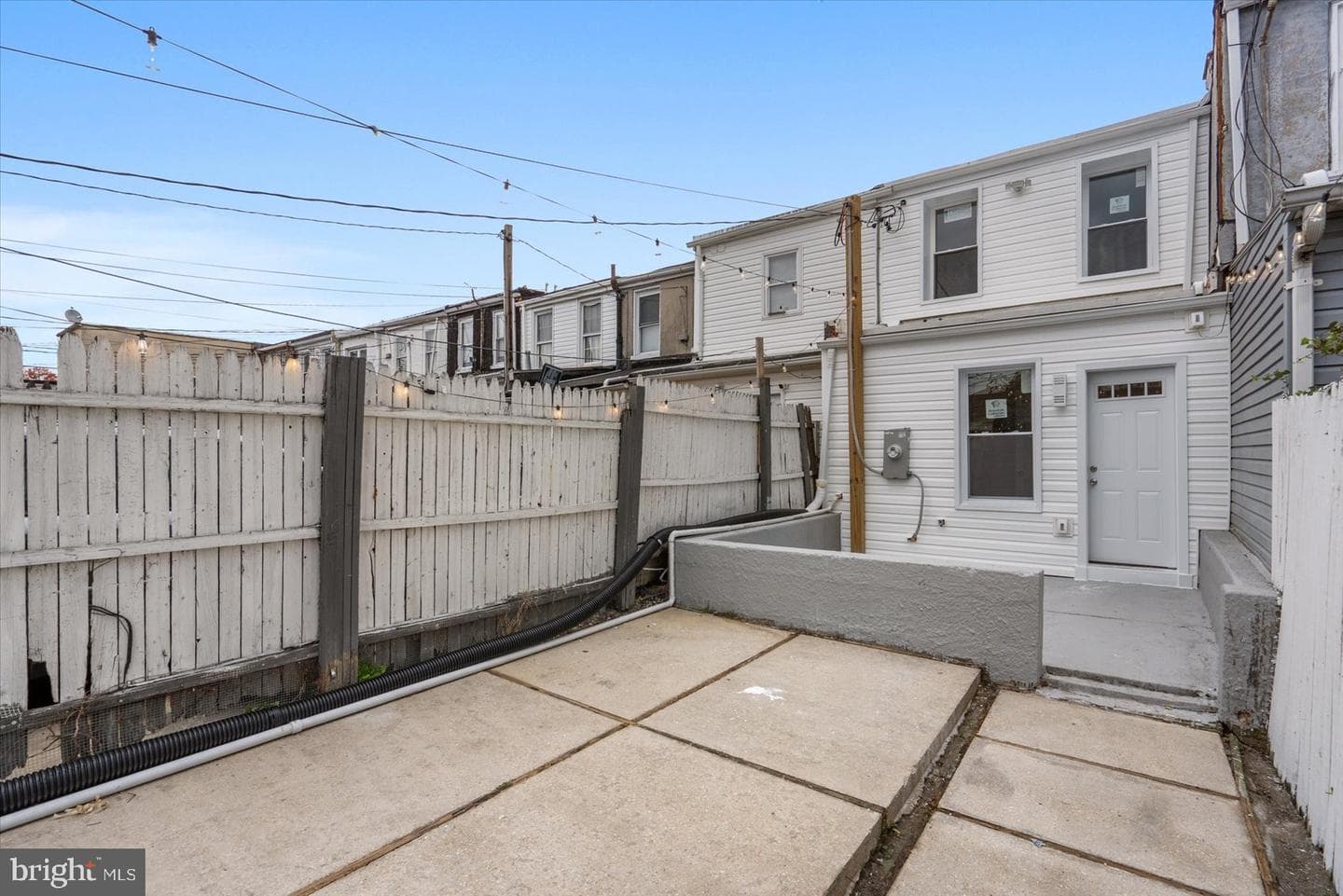1154 Sargeant Street photo 30