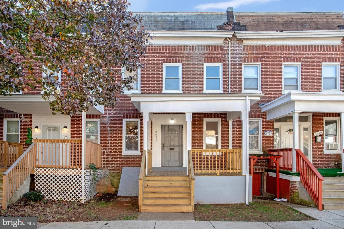 3917 Ridgewood Avenue photo 1