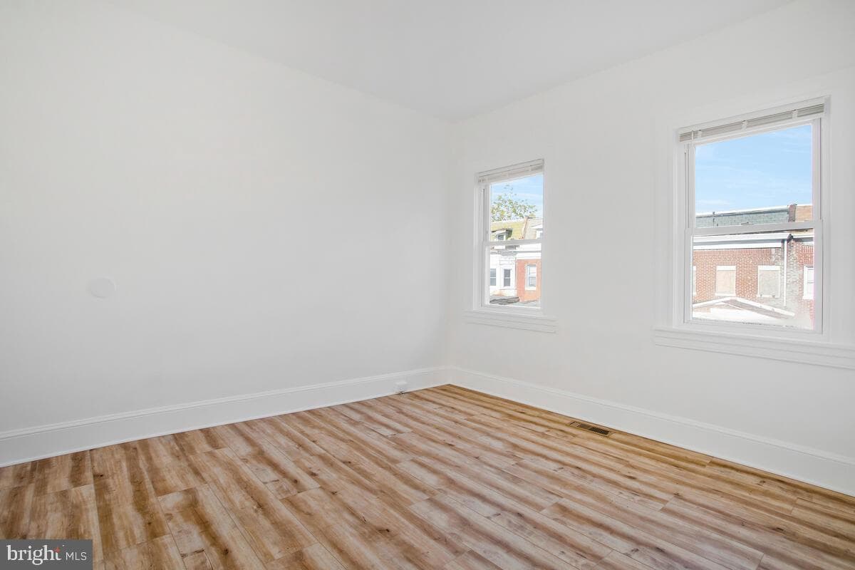 3917 Ridgewood Avenue photo 22