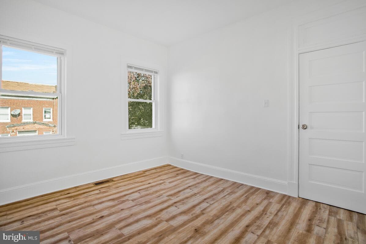 3917 Ridgewood Avenue photo 23