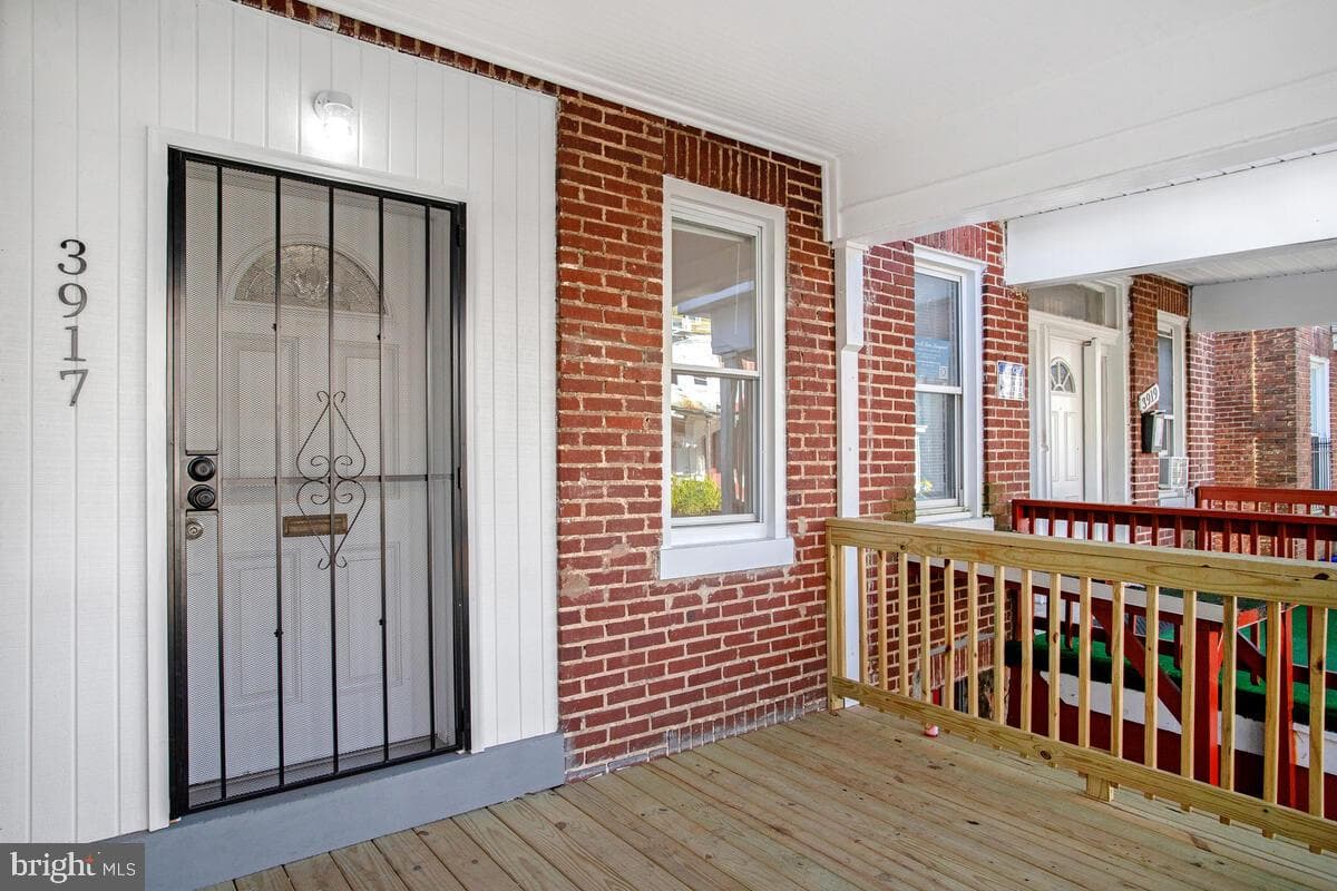 3917 Ridgewood Avenue photo 3