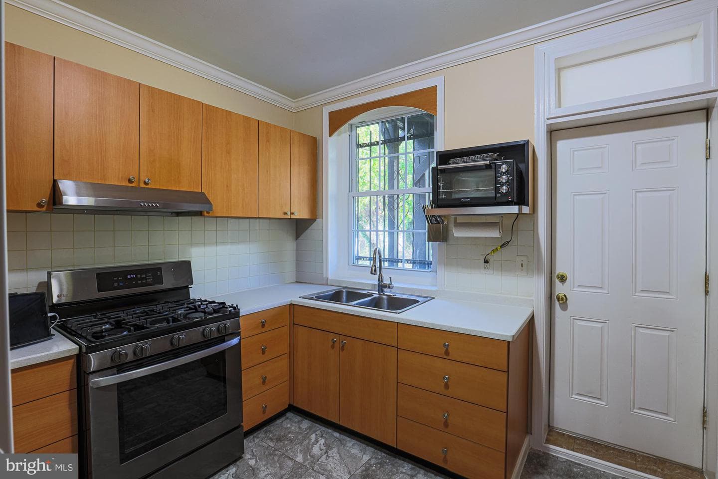 3122 Wilkens Avenue photo 15