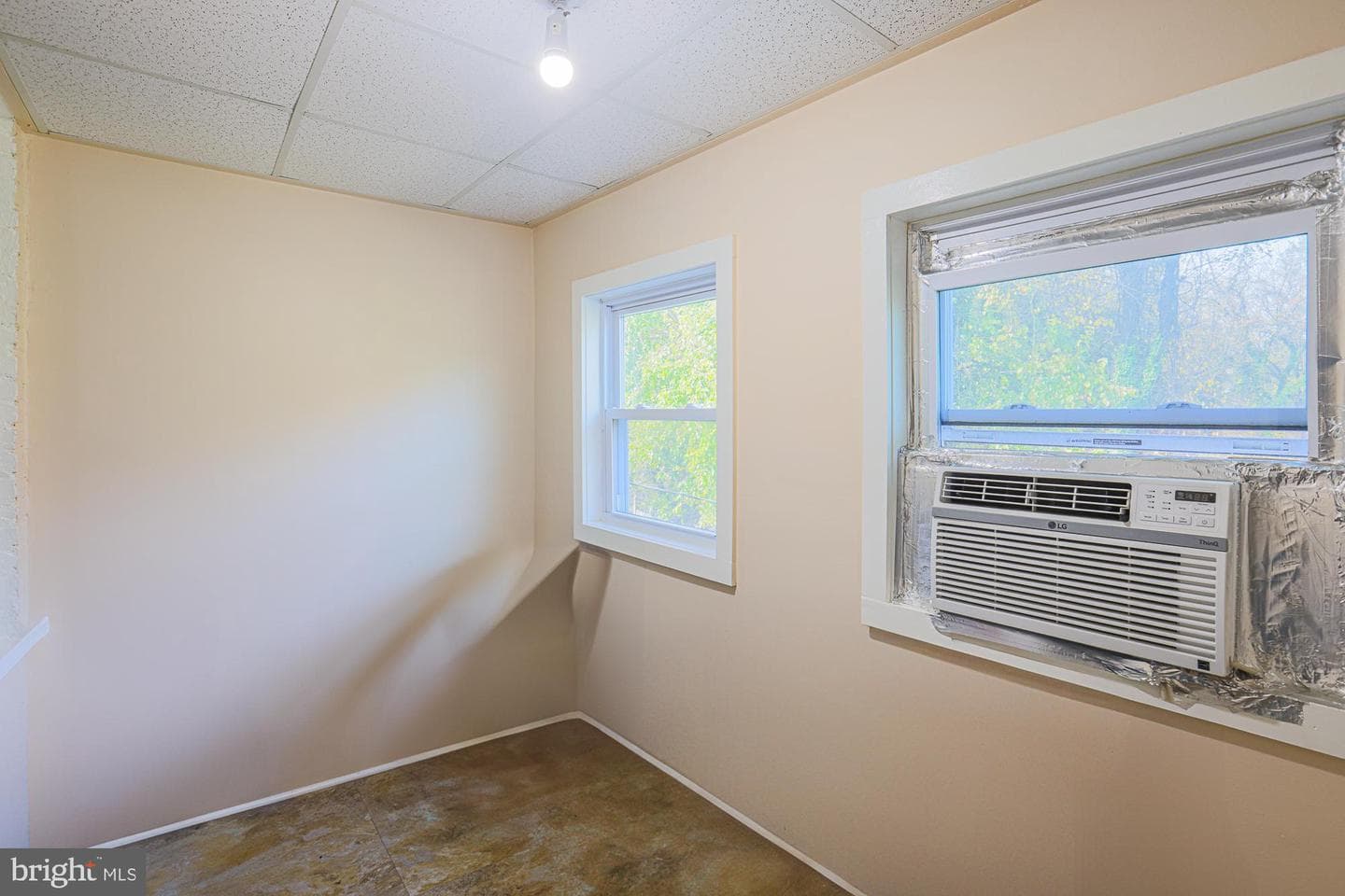 3122 Wilkens Avenue photo 25
