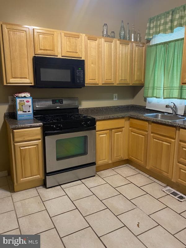 1808 N Bentalou Street photo 32