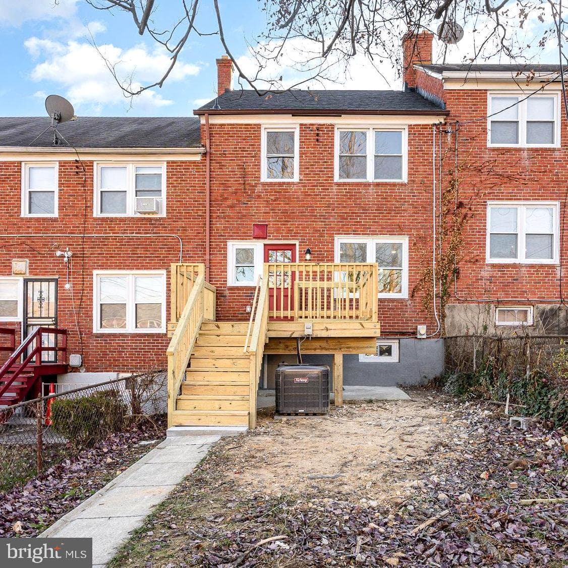 1420 Gittings Avenue photo 20