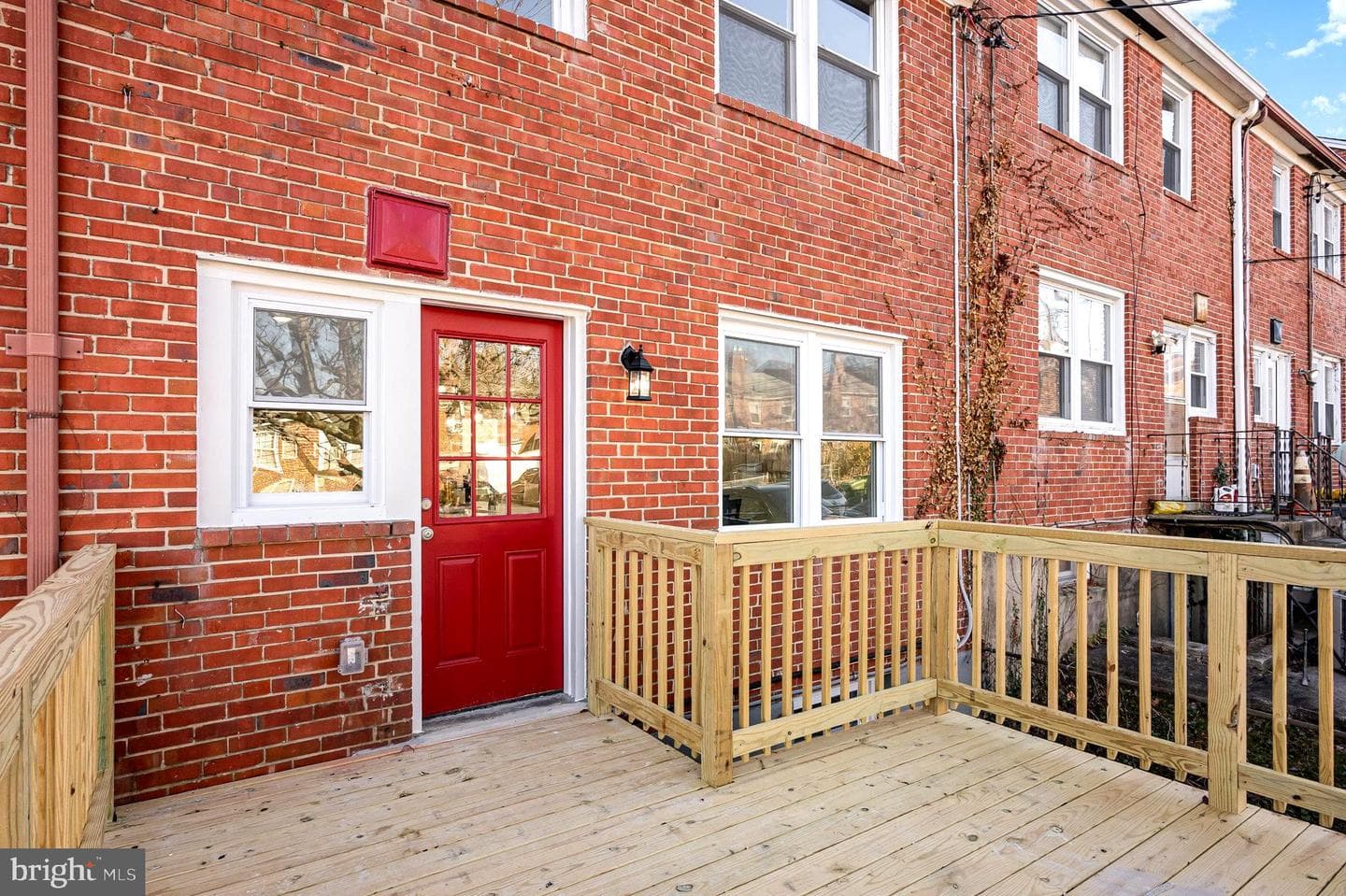 1420 Gittings Avenue photo 9