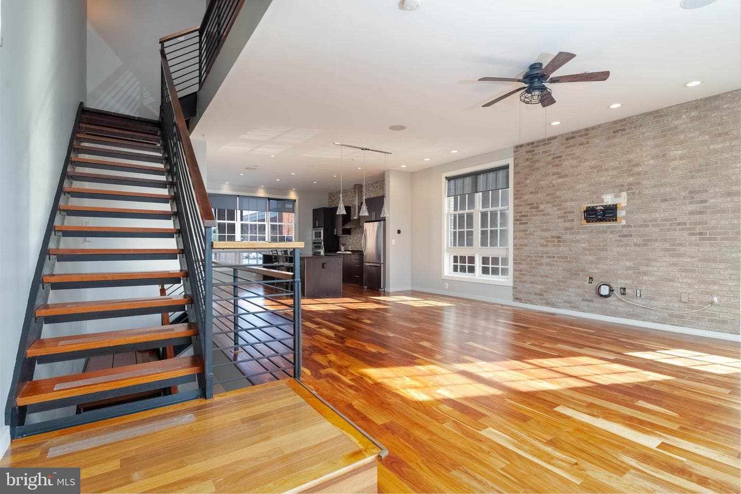 933 S Conkling Street photo 18