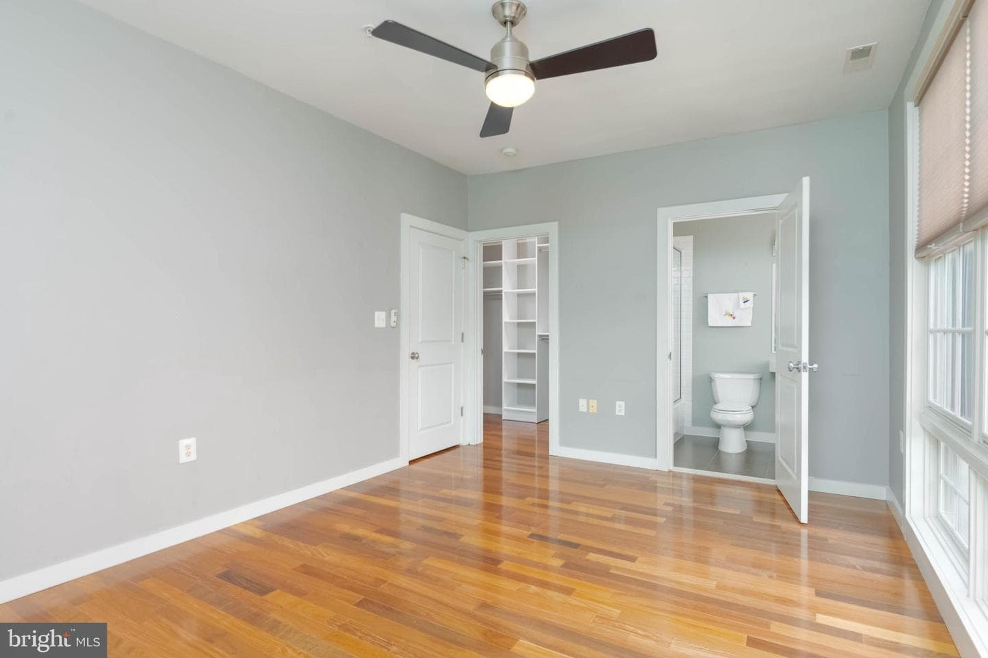 933 S Conkling Street photo 33