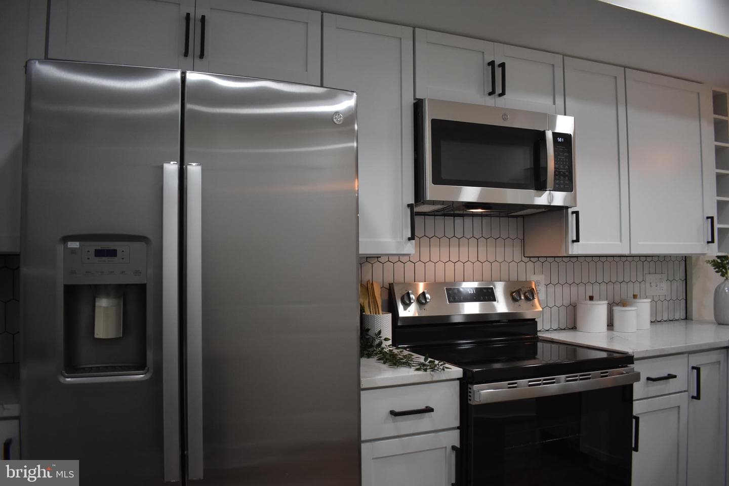 959 Ellicott Drive photo 8