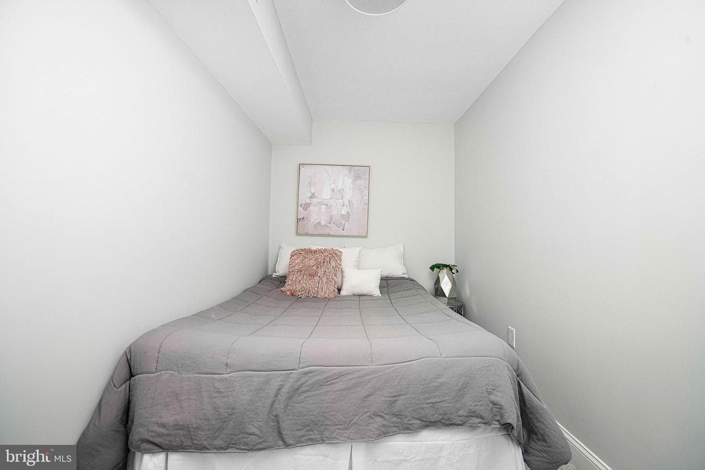 3108 Mcelderry Street photo 18