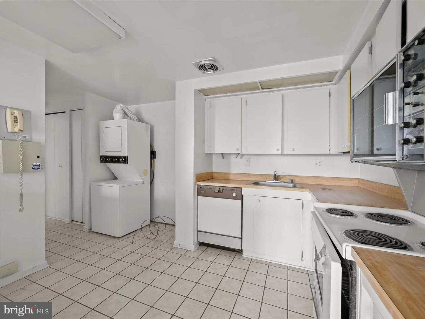 6317 Park Heights Avenue #501 photo 16