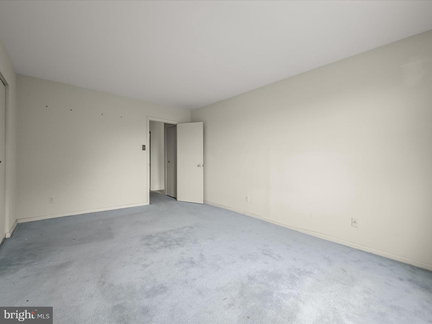 6317 Park Heights Avenue #501 photo 23