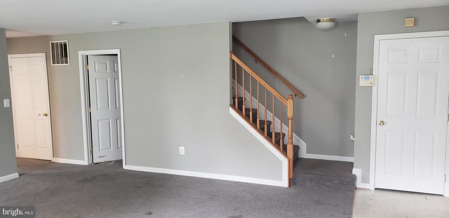 730 Murphy Lane photo 2