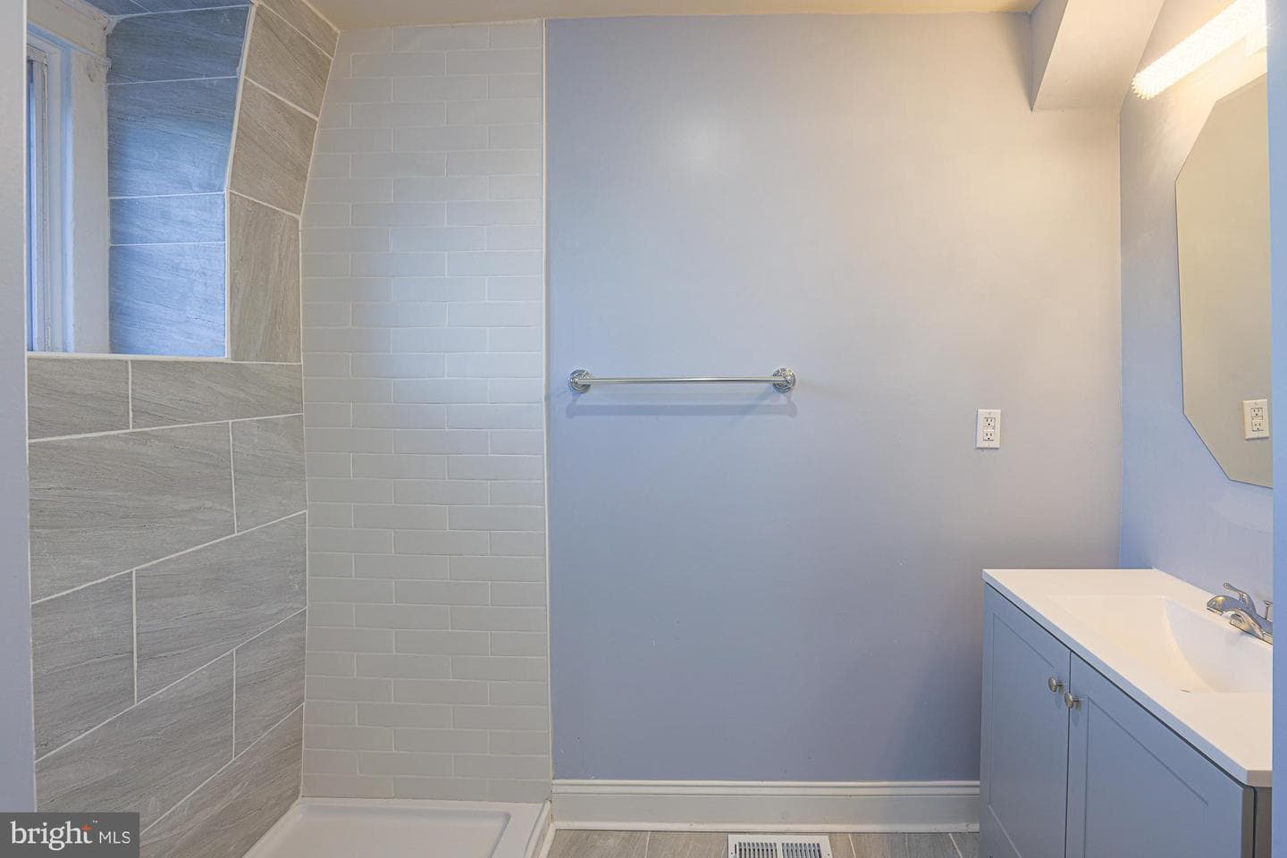 3411 Liberty Heights Avenue photo 25