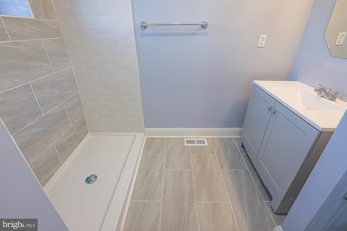 3411 Liberty Heights Avenue photo 26