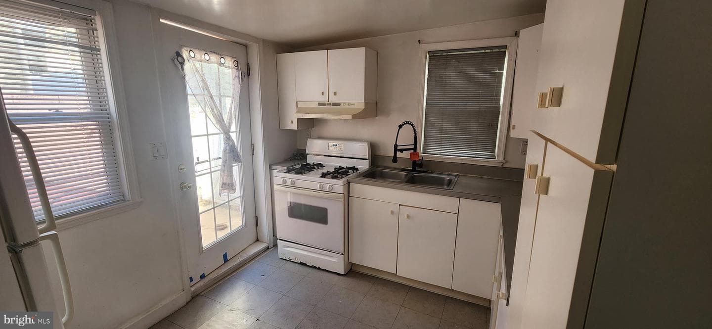 510 S Madeira Street photo 6