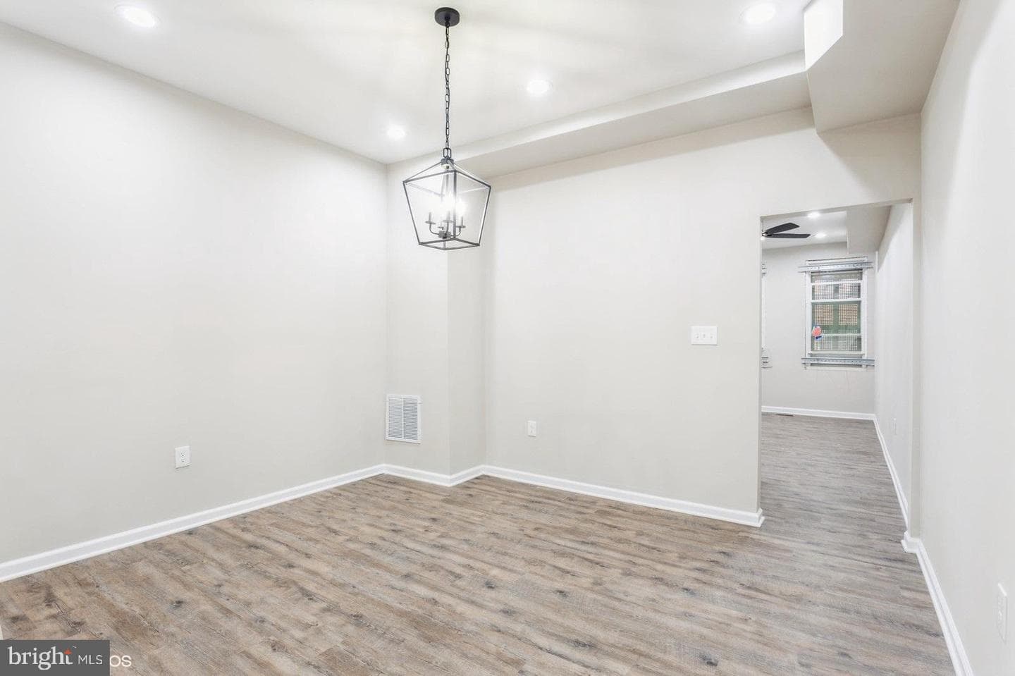 1805 N Smallwood Street photo 4