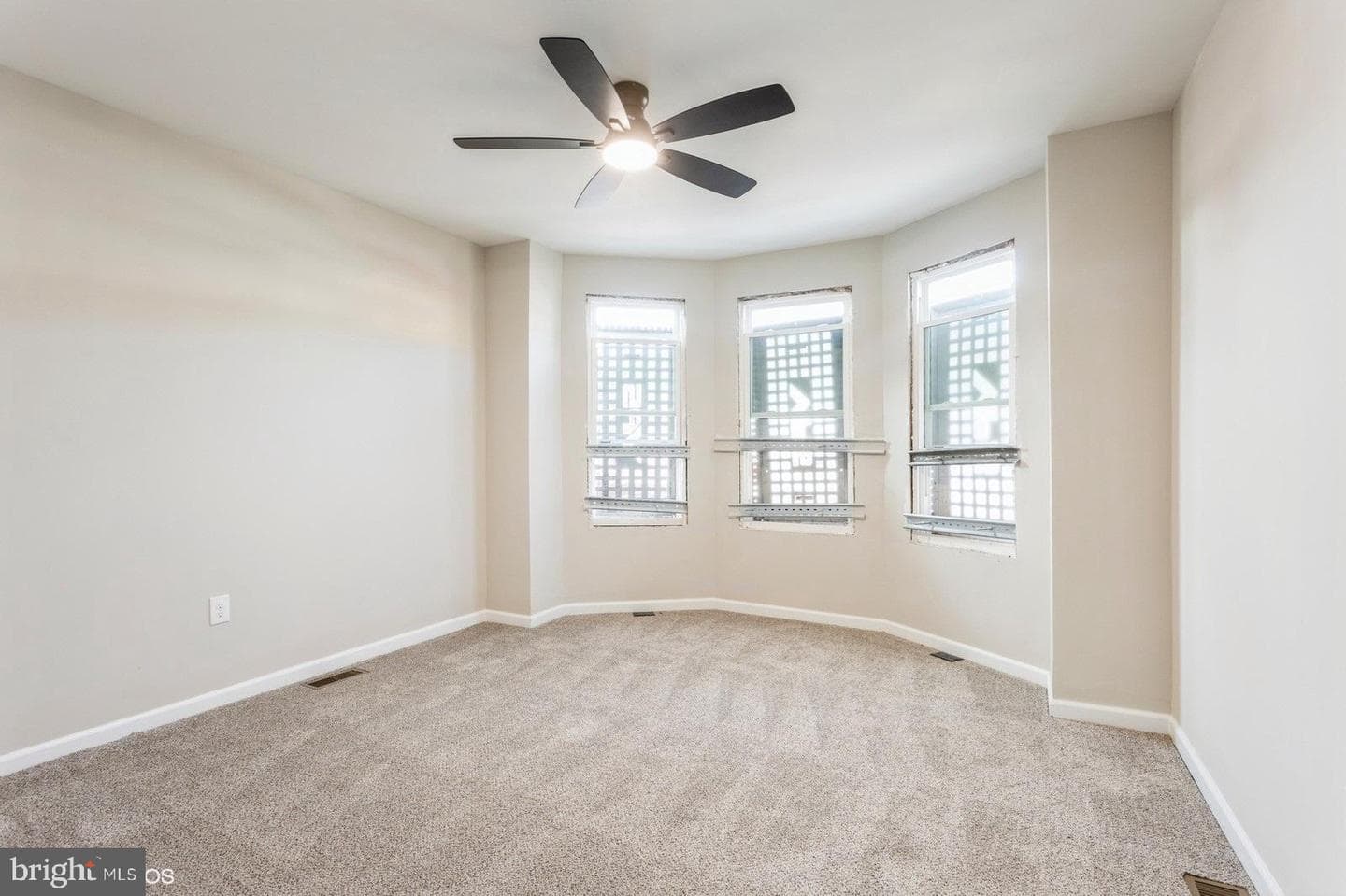 1805 N Smallwood Street photo 8