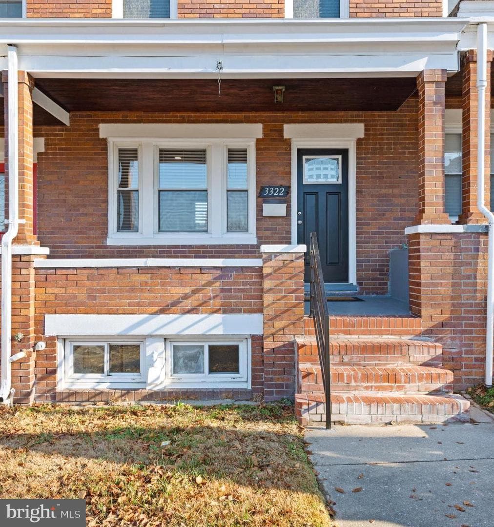 3322 Chesterfield Avenue photo 2