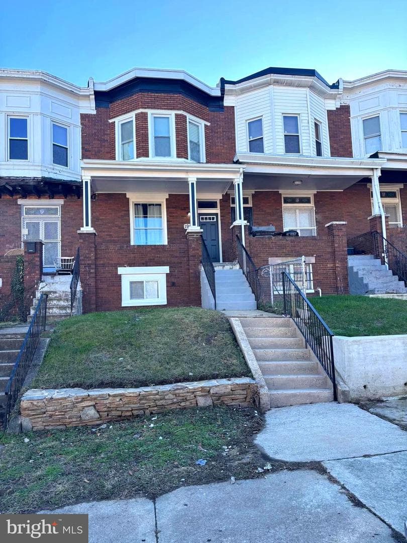 1909 E 20th Street photo 2