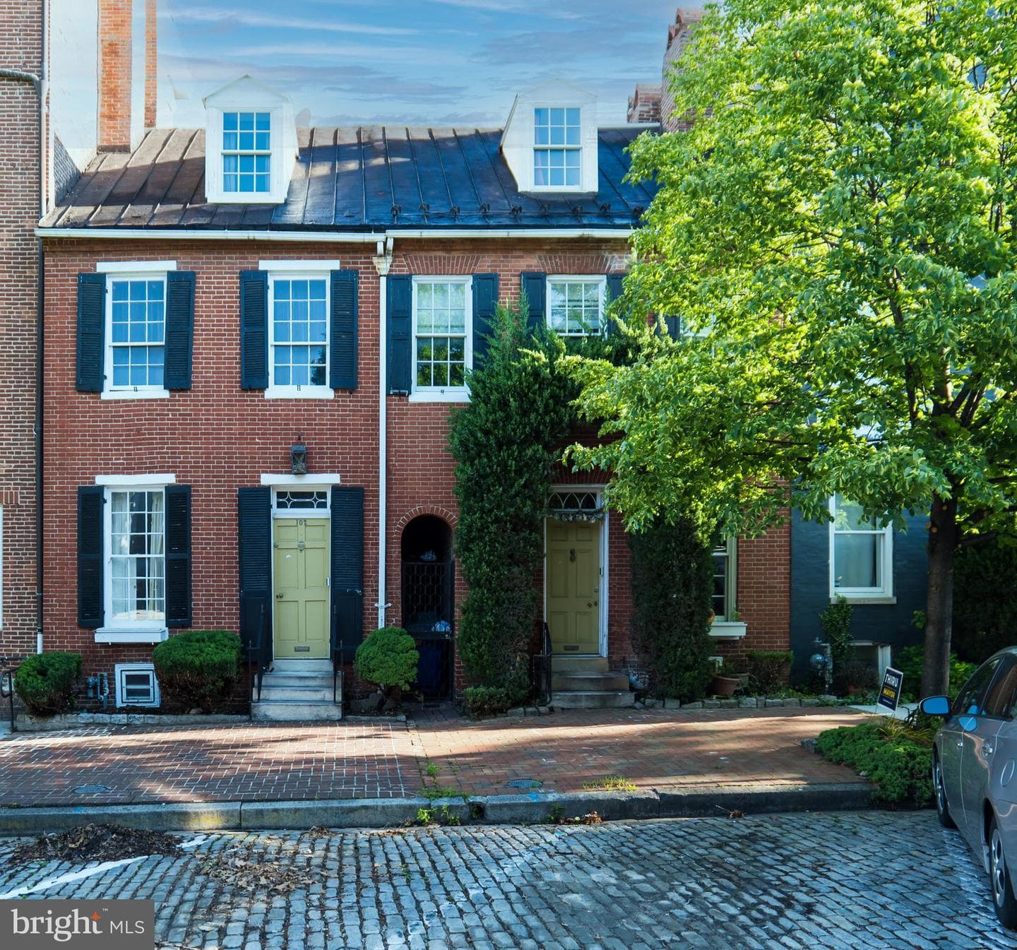 102 E Montgomery Street photo 1