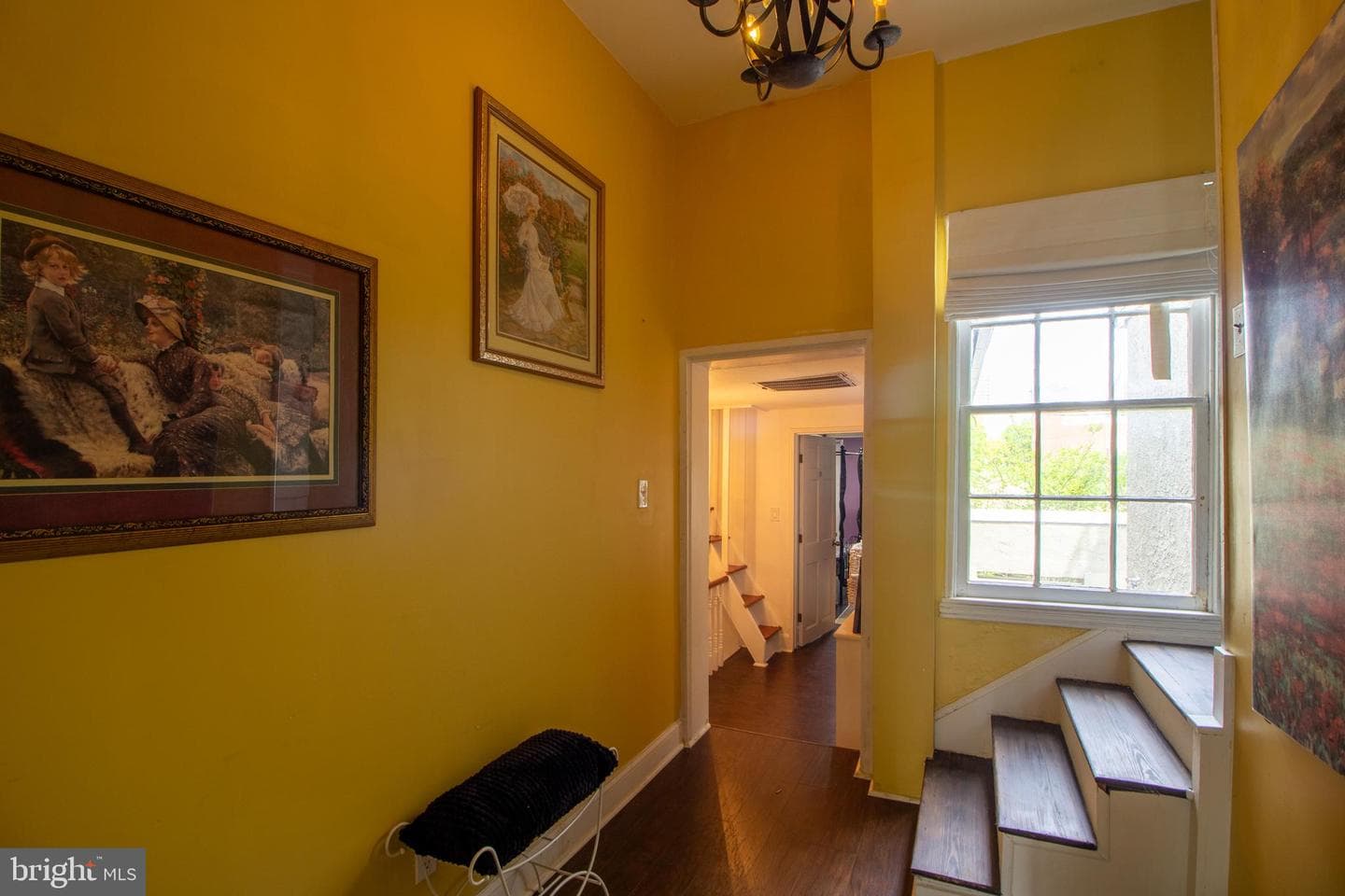 102 E Montgomery Street photo 26
