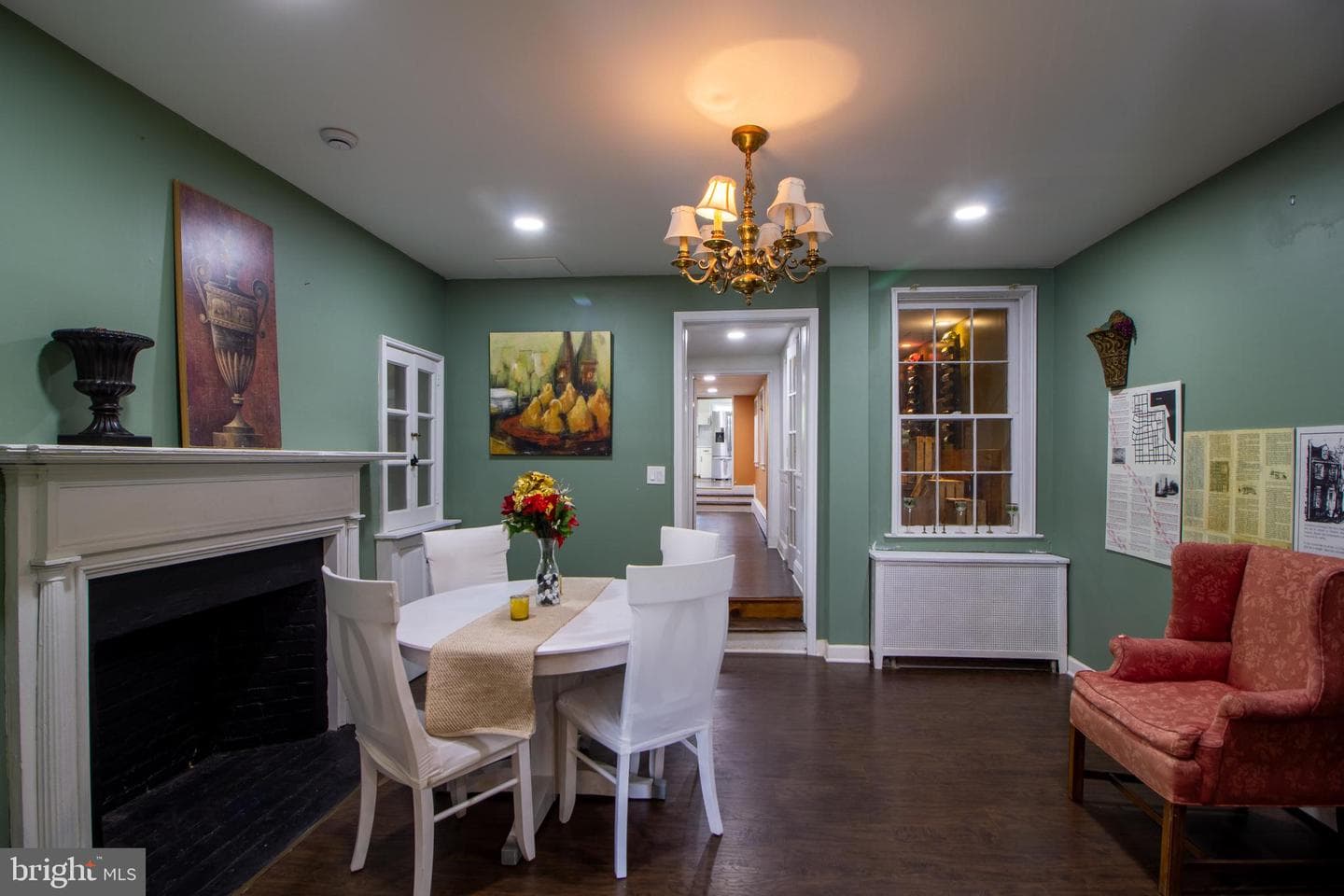 102 E Montgomery Street photo 5