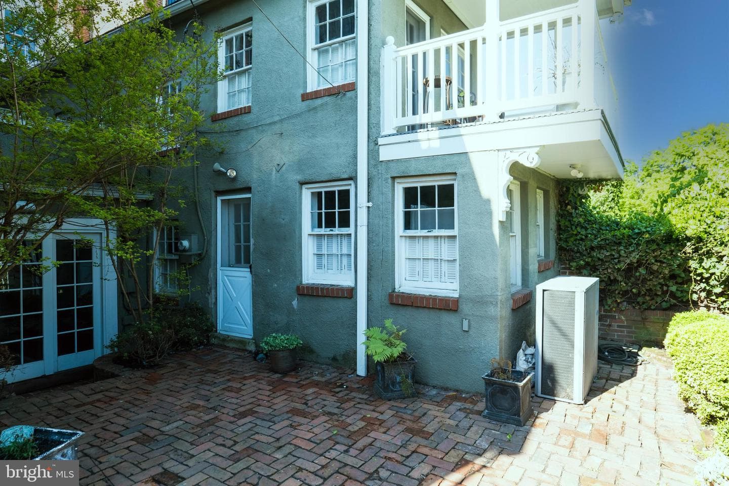 102 E Montgomery Street photo 51