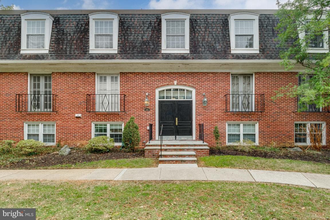 380 Homeland Southway #3b photo 1