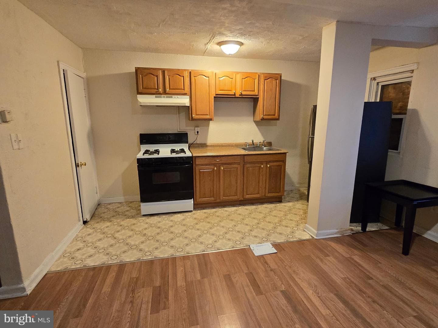 5044 Chalgrove Avenue photo 28