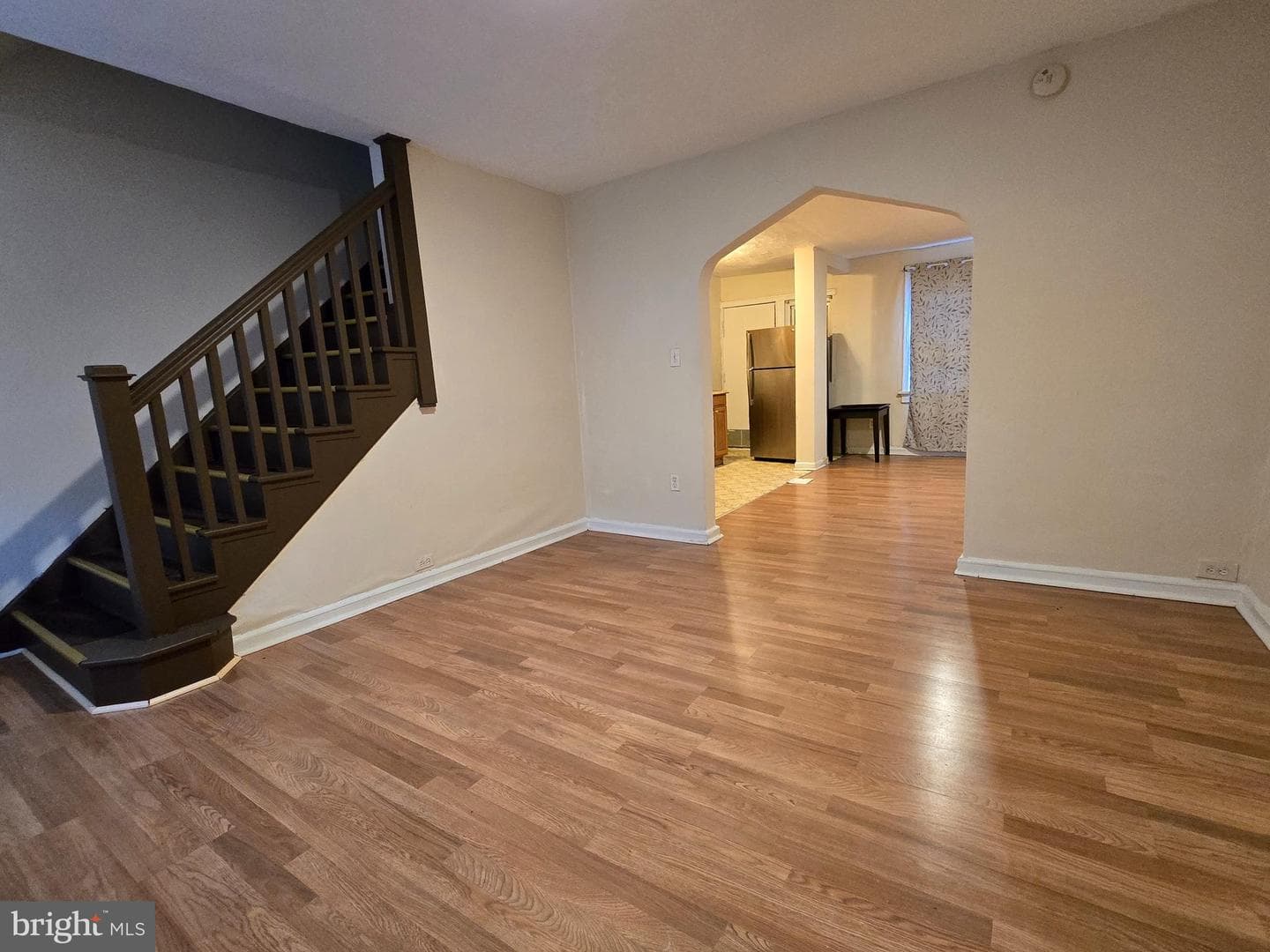 5044 Chalgrove Avenue photo 5