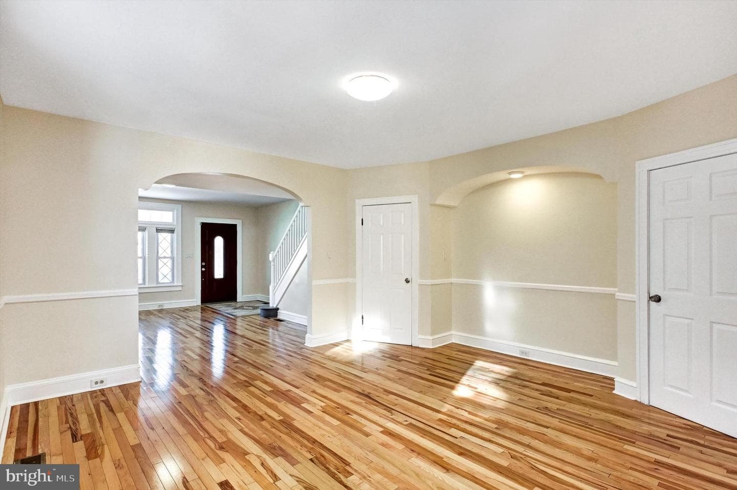 3401 Ramona Avenue photo 8
