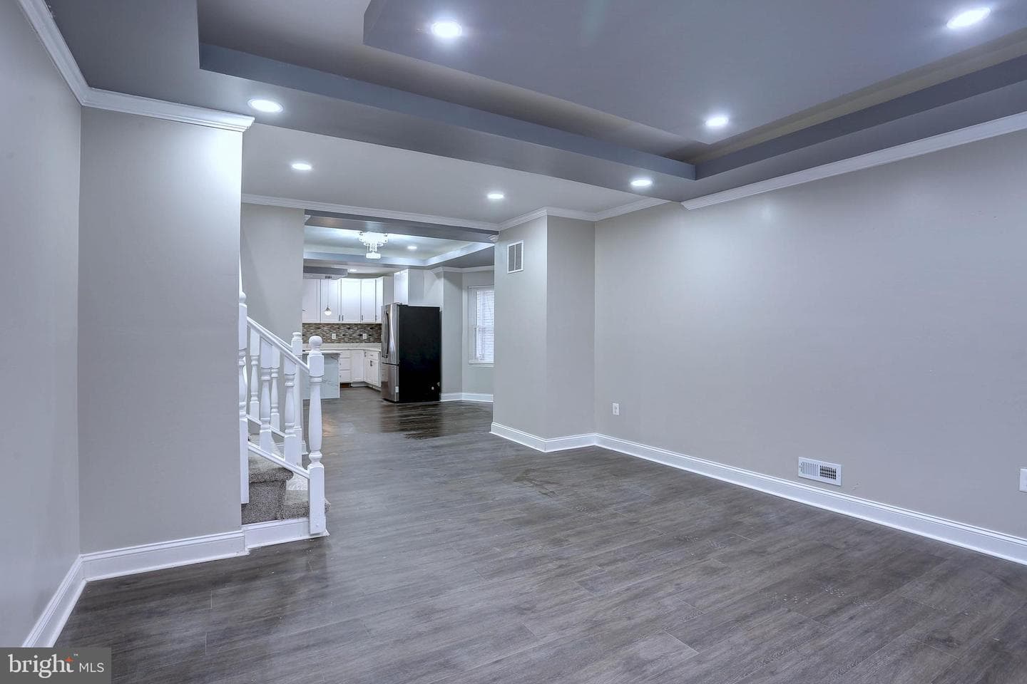 613 Mccabe Avenue photo 9