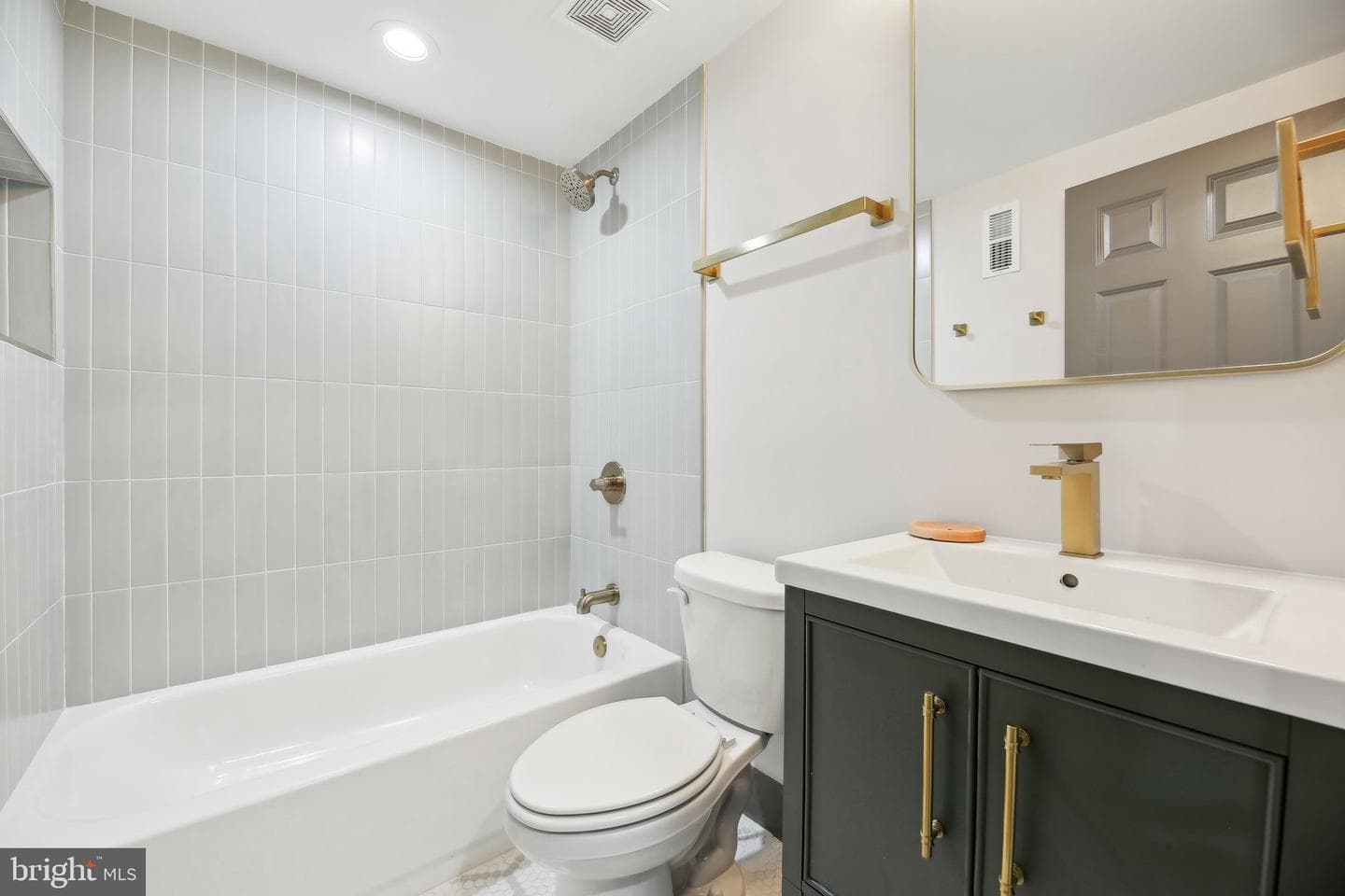 921 S Potomac Street photo 32