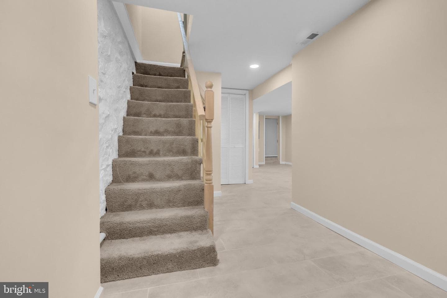 2629 Loyola Southway photo 19