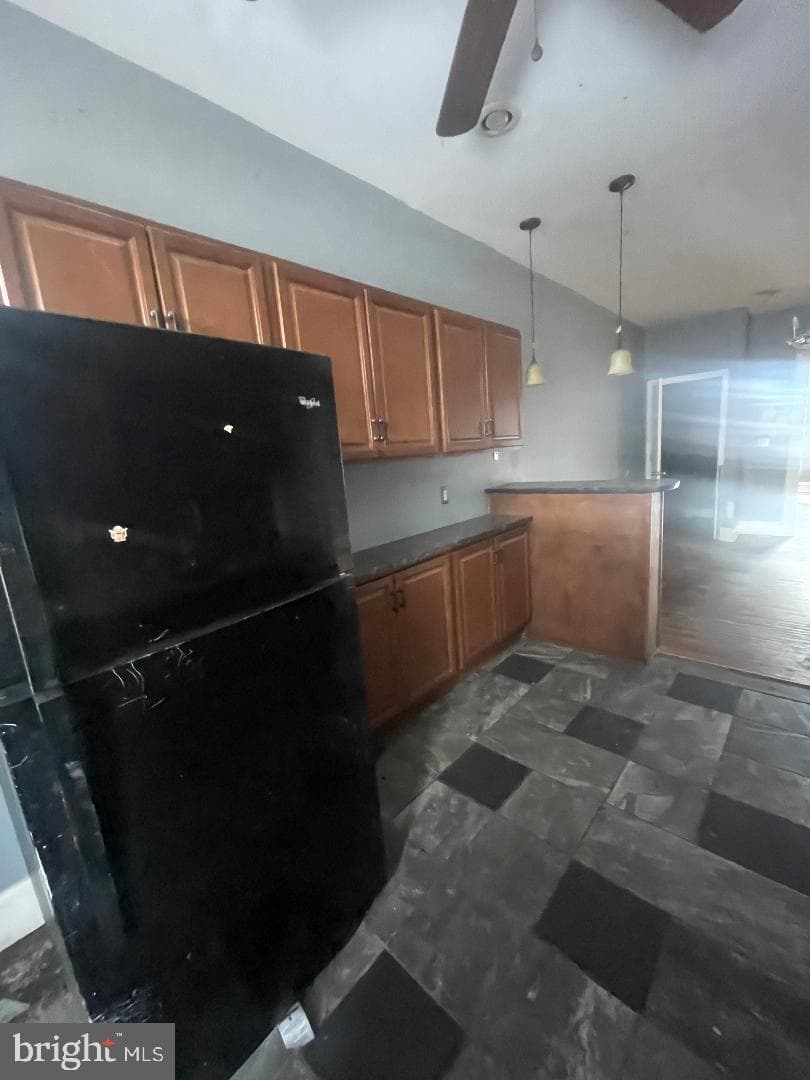 2624 E Biddle Street photo 6