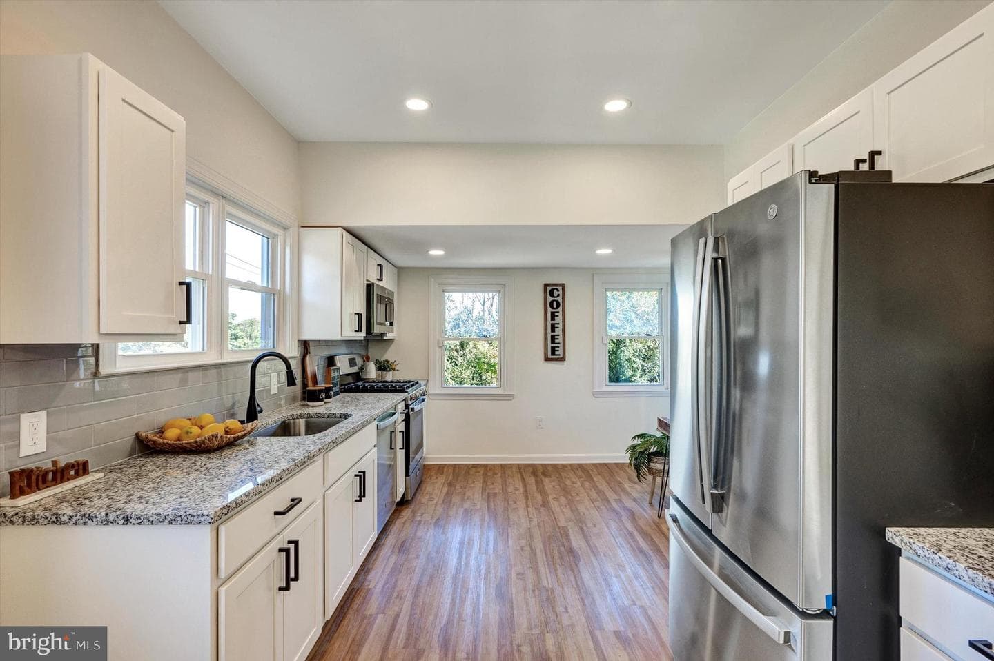4800 Pleasant View Avenue photo 9