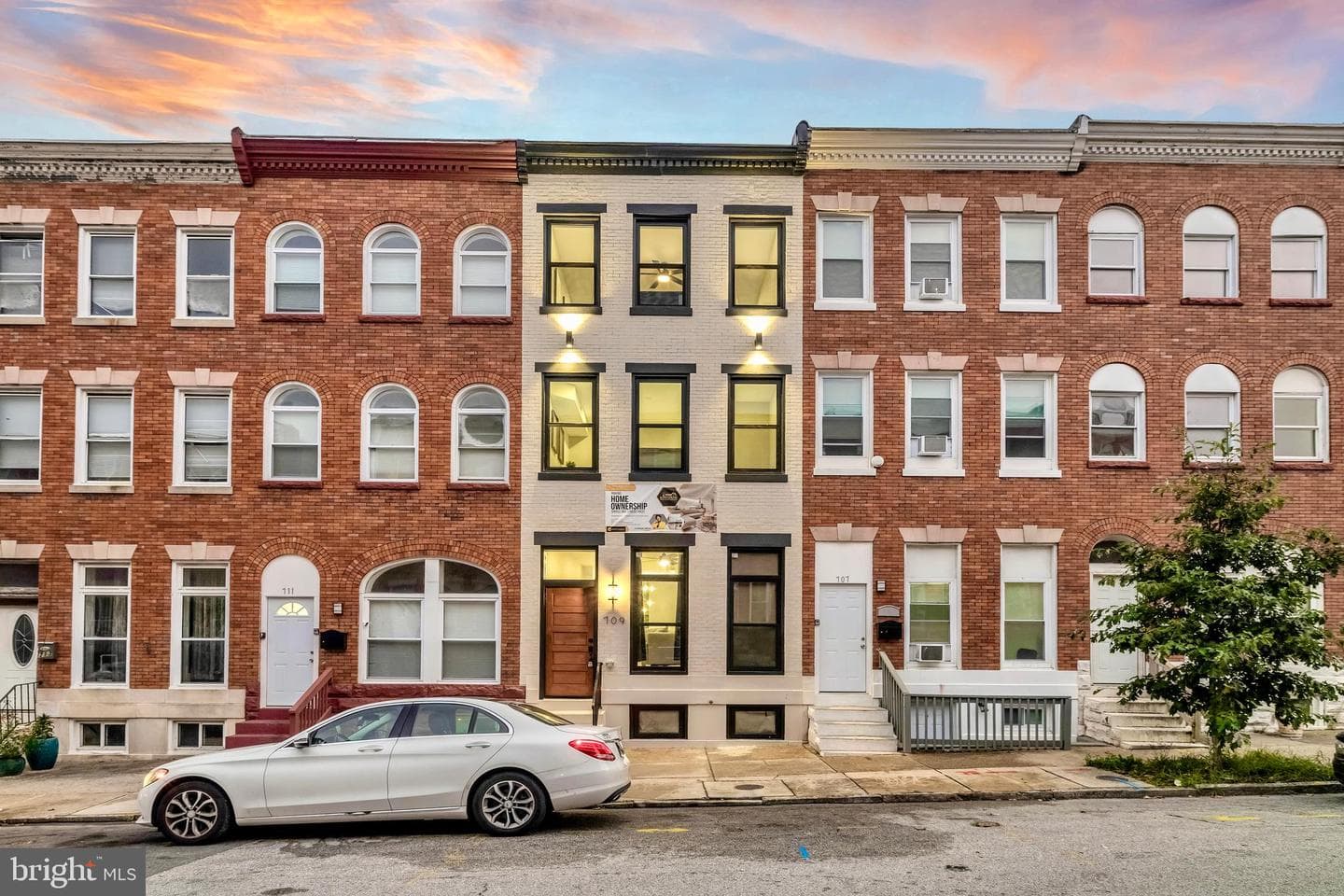 709 E 21st Street photo 2