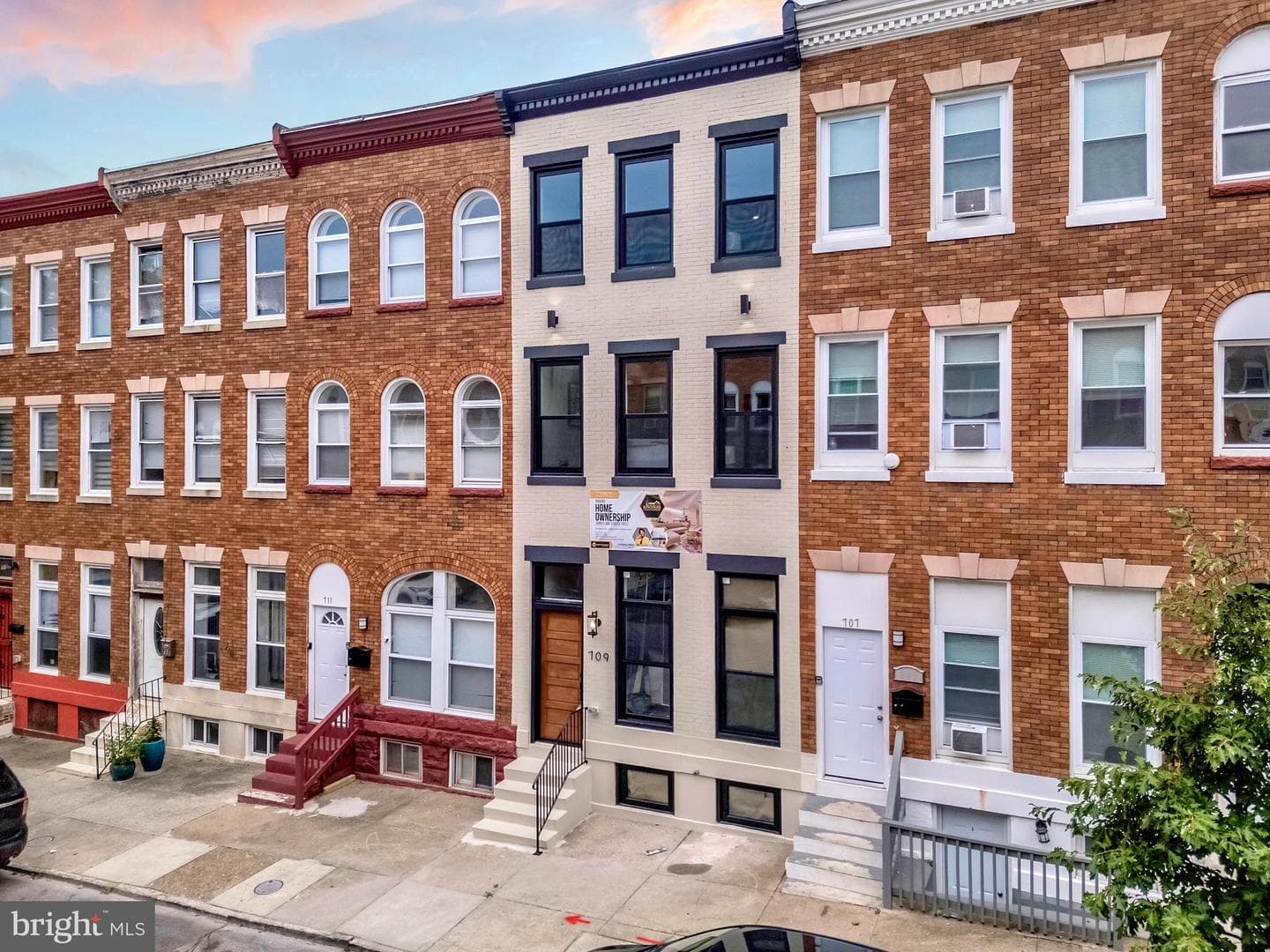 709 E 21st Street photo 4