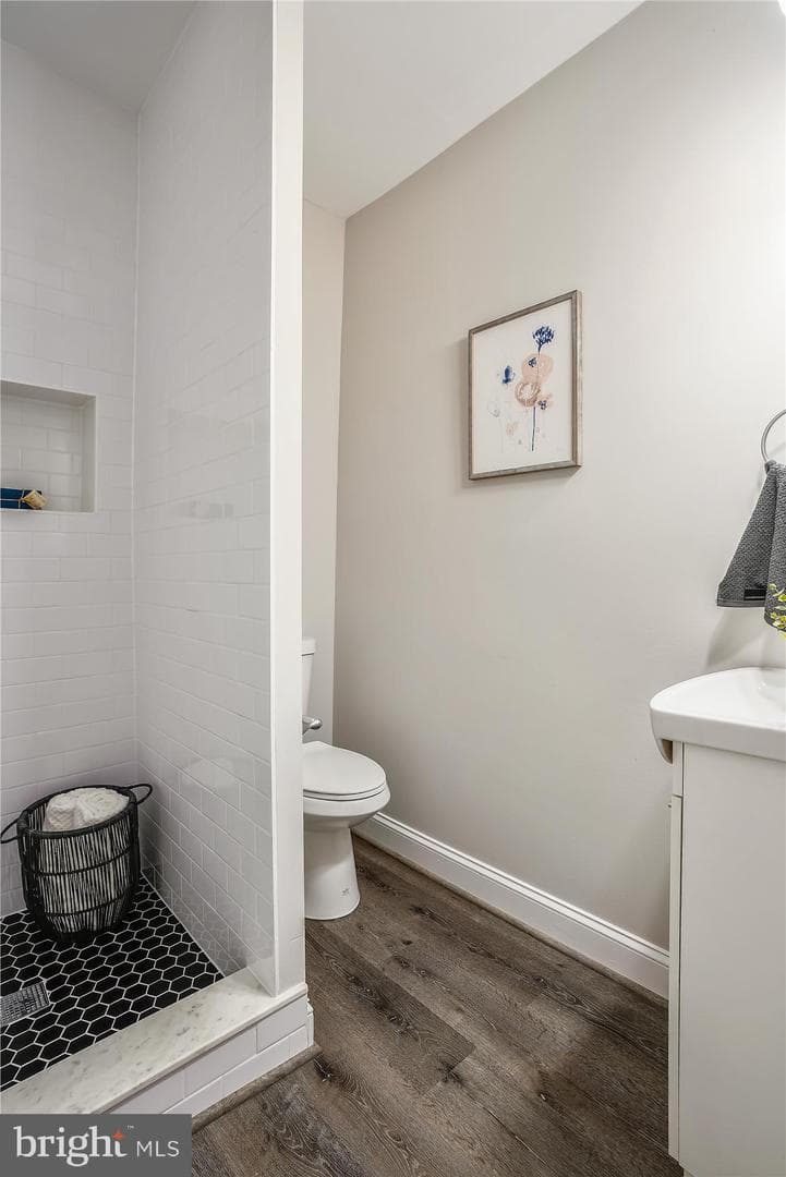 504 N Rose Street photo 13