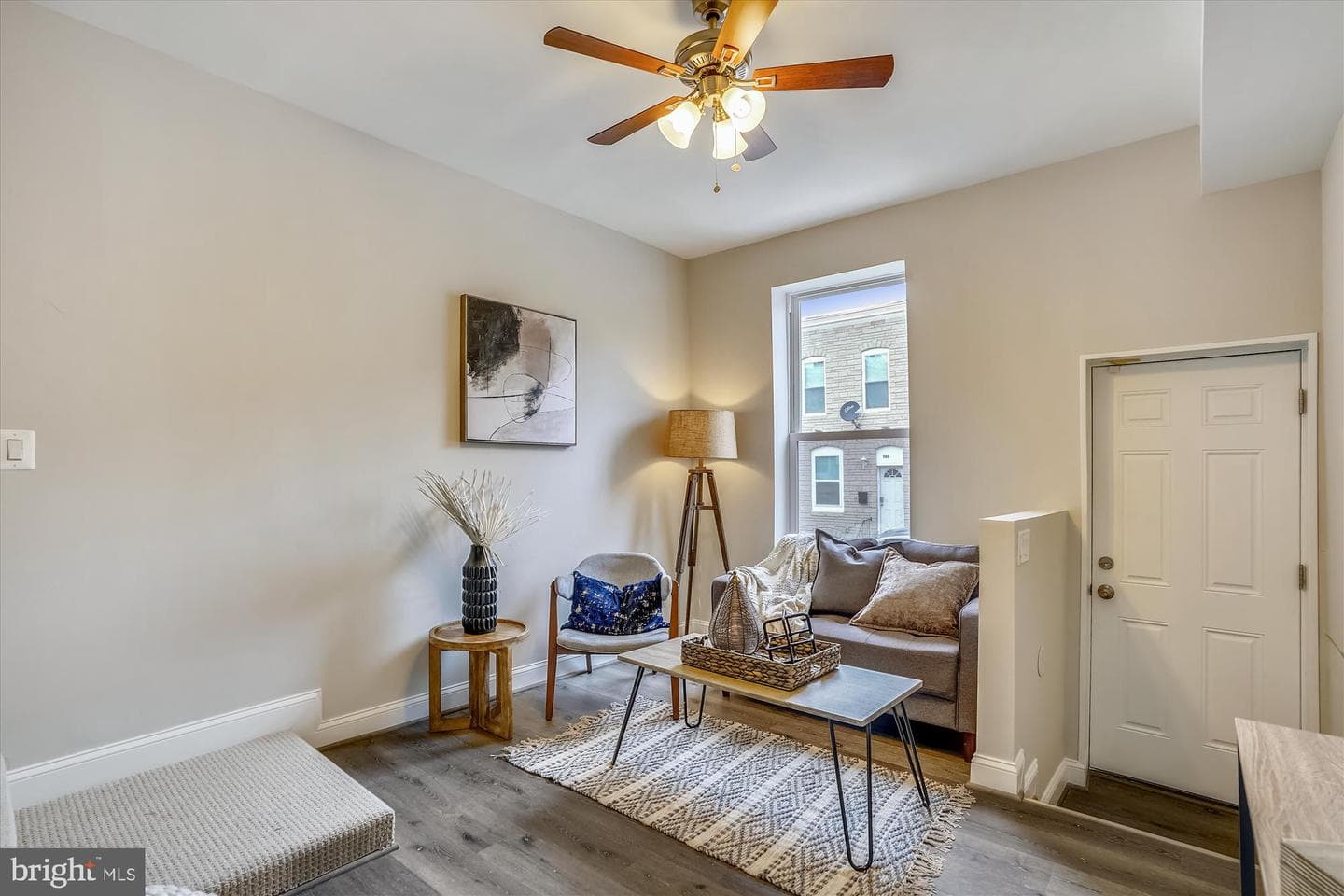 504 N Rose Street photo 3