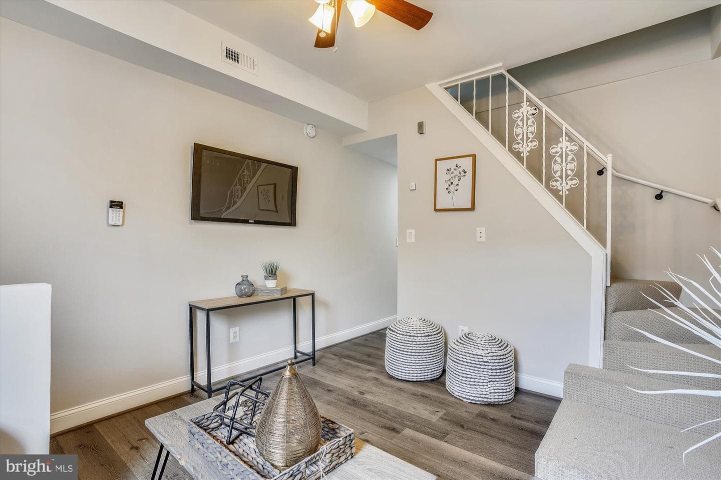 504 N Rose Street photo 4
