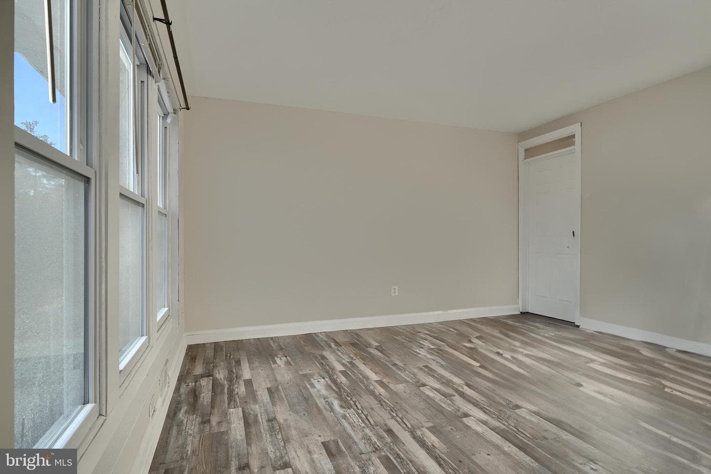 1259 Haverhill Road photo 11