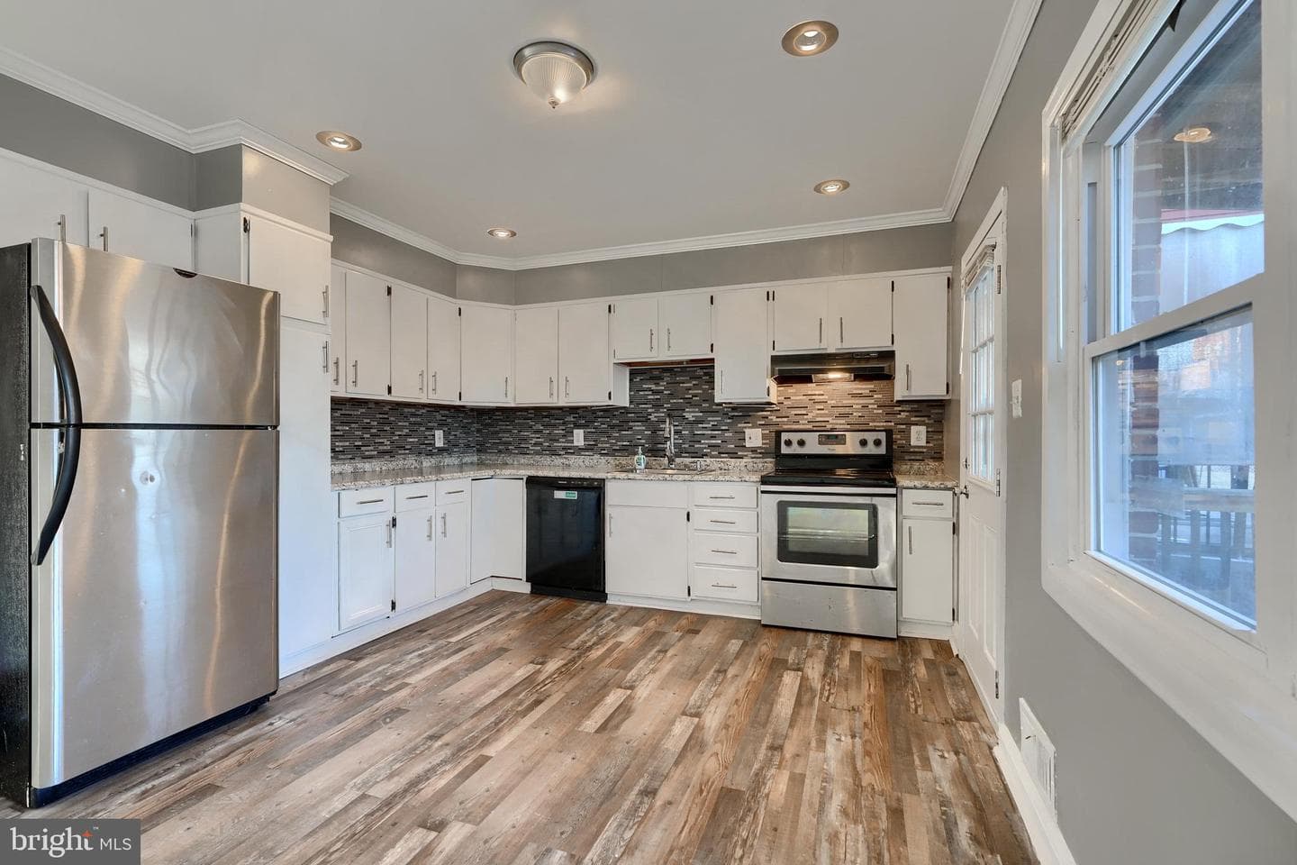 1259 Haverhill Road photo 13