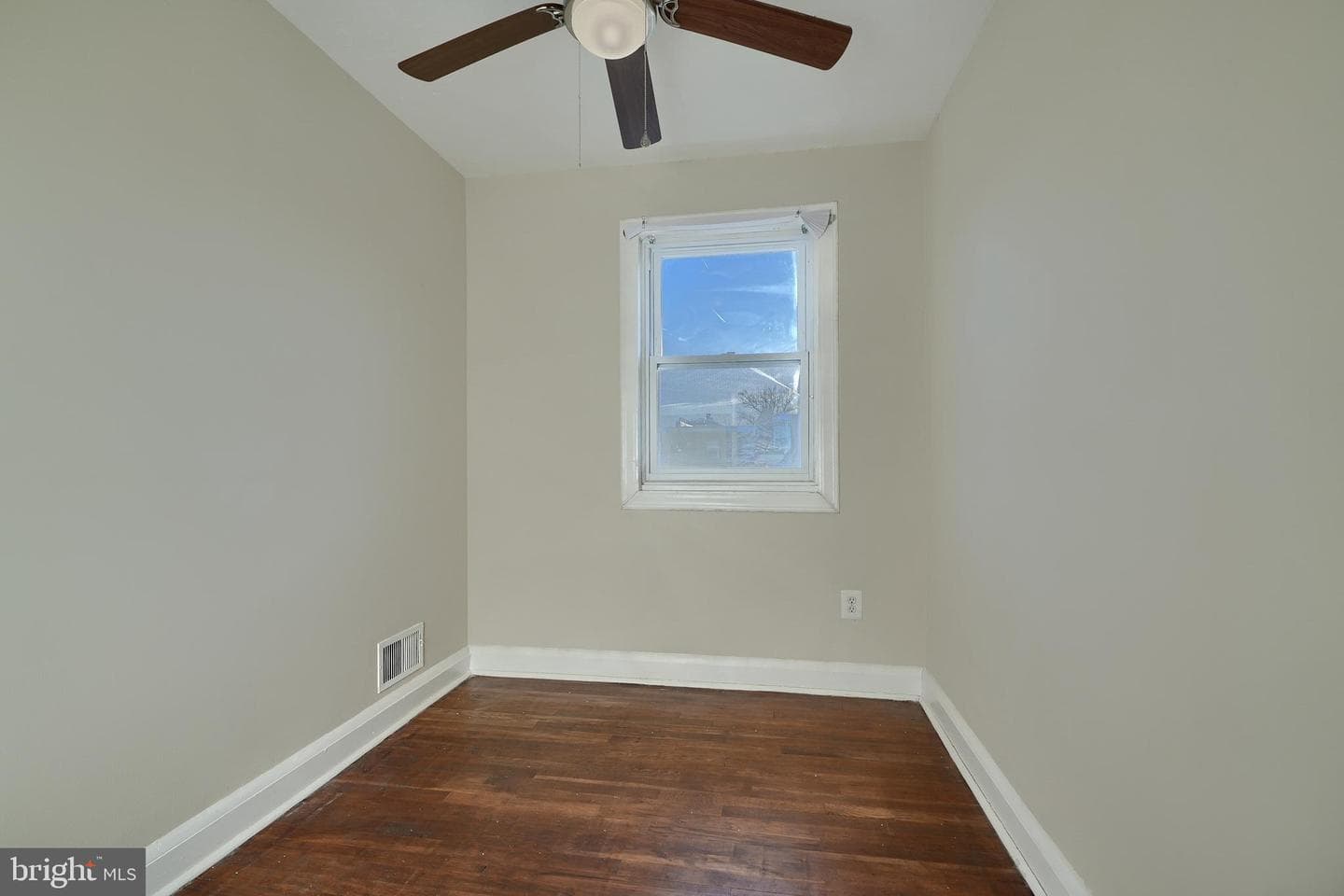 1259 Haverhill Road photo 27